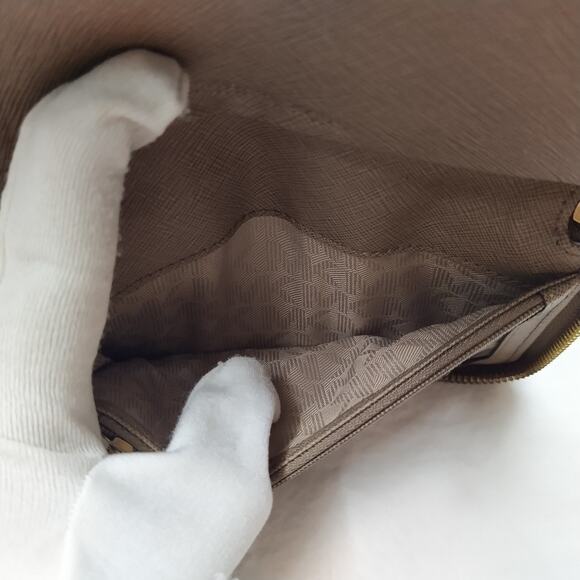 Michael Kors Taupe Gray Leather Zip Around Credit Card ID Window Wallet - Picture 14 of 16